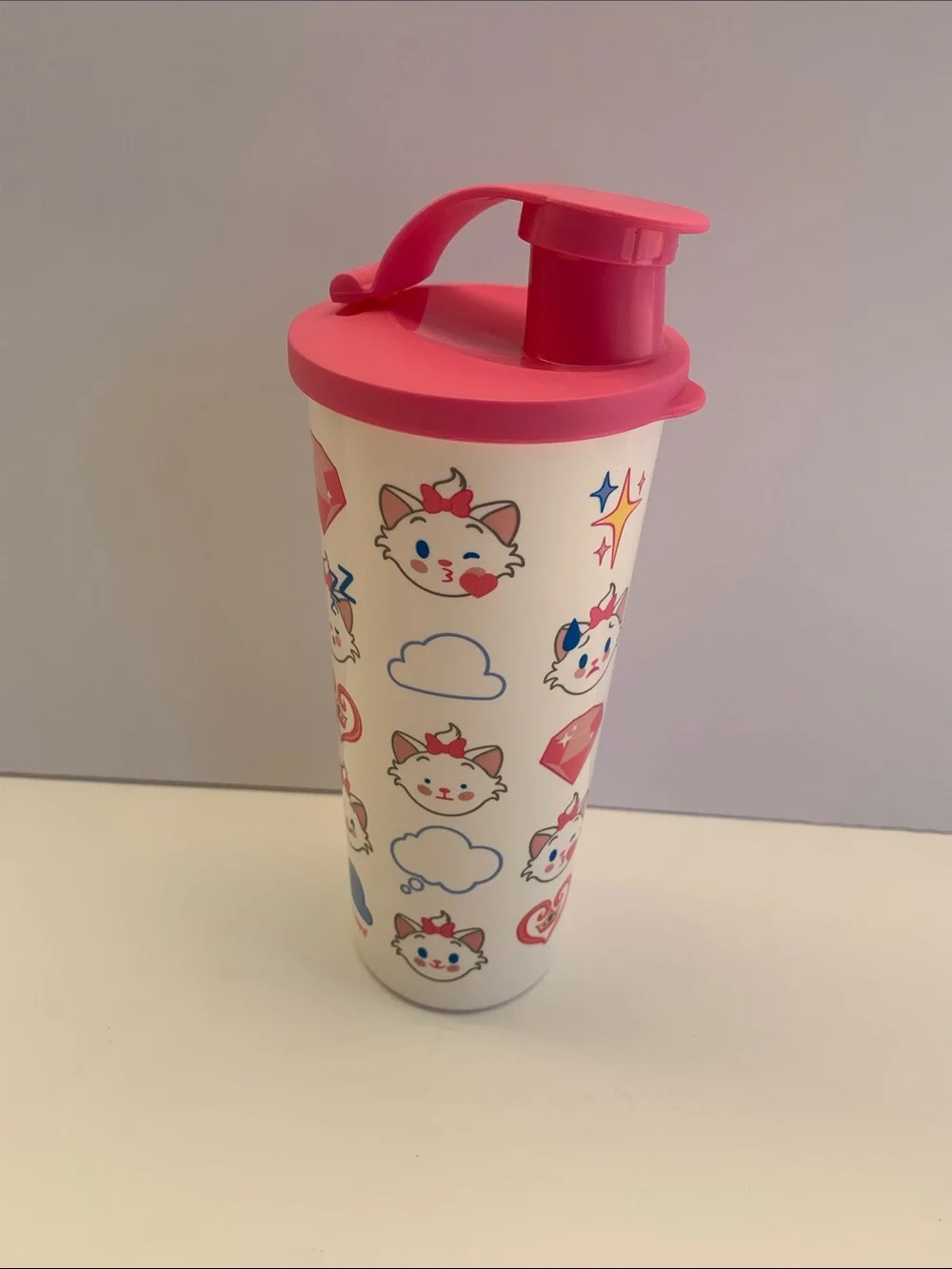 Tupperware  Emoji 16oz Tumbler Pink & White